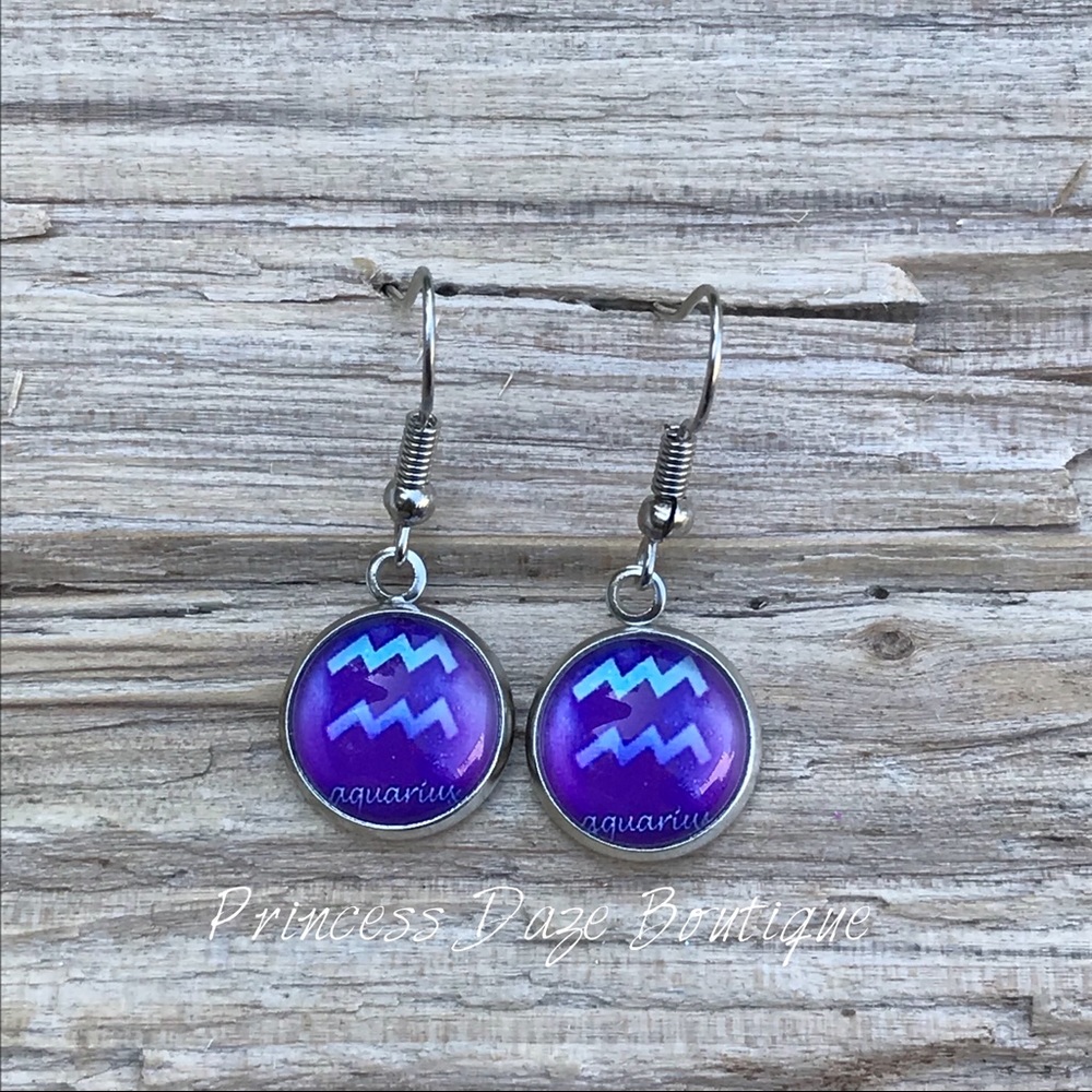 Aquarius ♒️ Zodiac‎ Sign Dangle Earrings